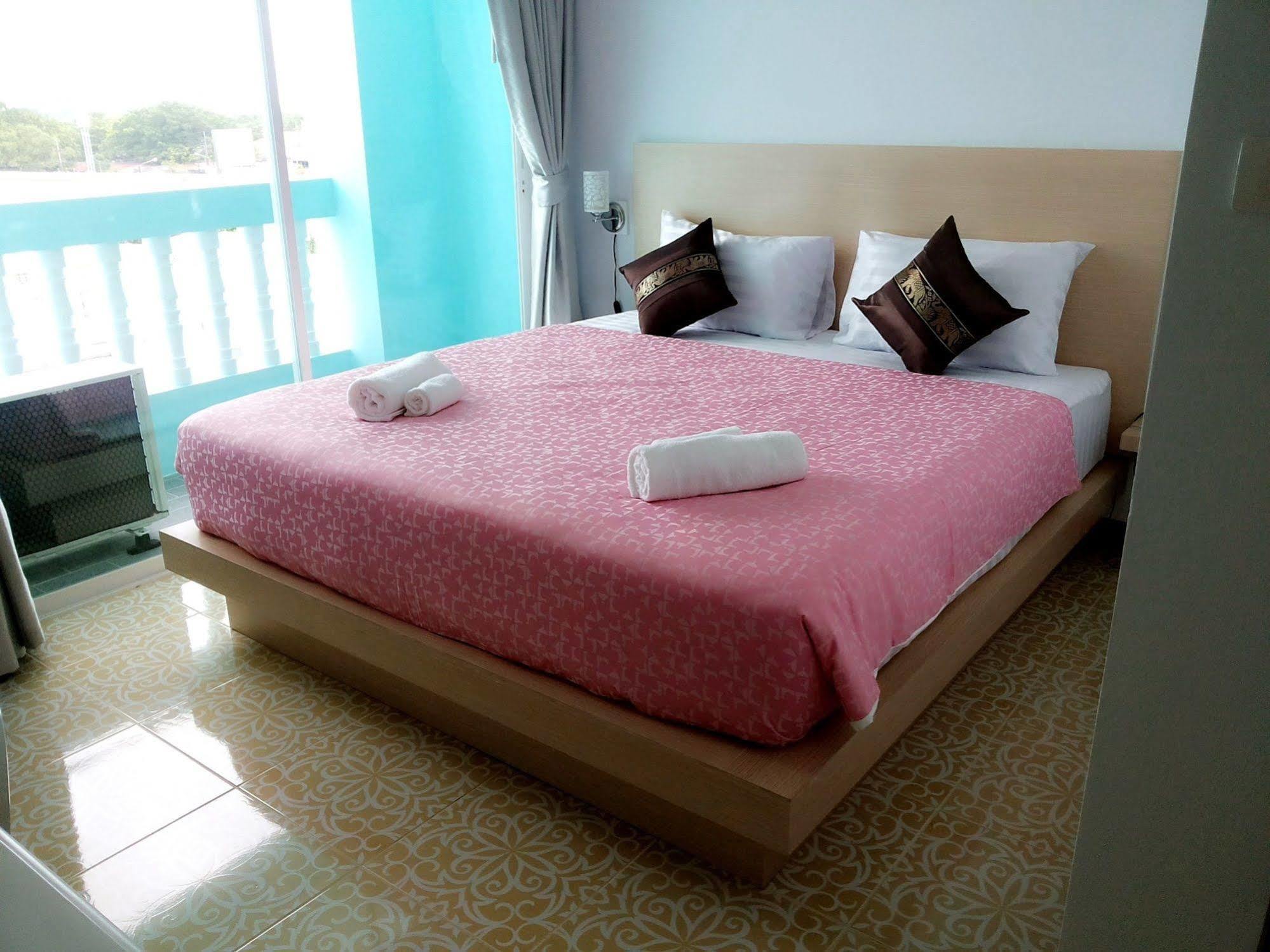 Gasthof The Duck Phuket